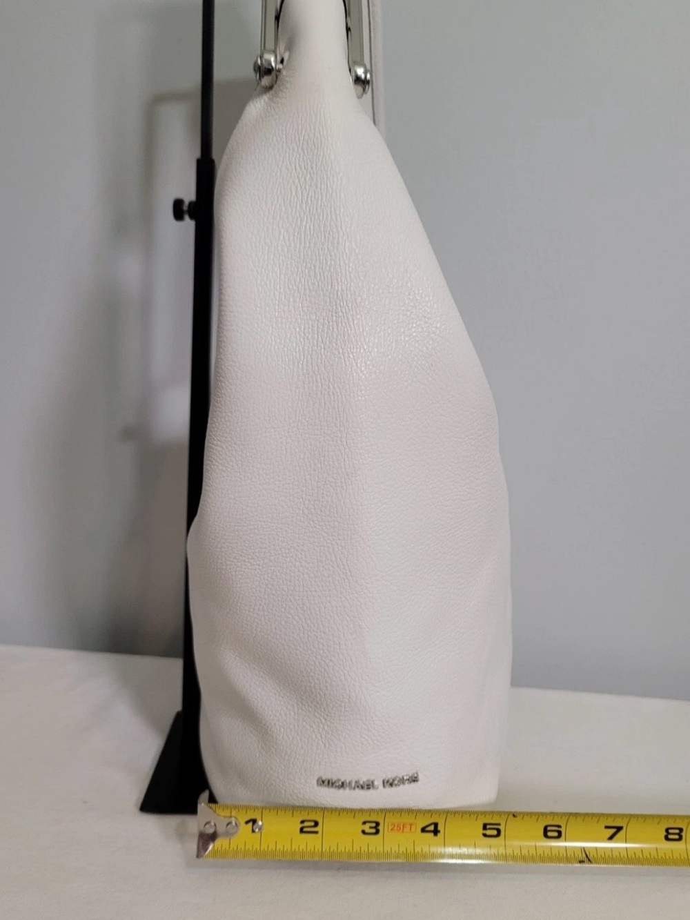 Michael Kors Hobo Shoulder Bag White Leather Silver Hardware - Picture 15 of 16